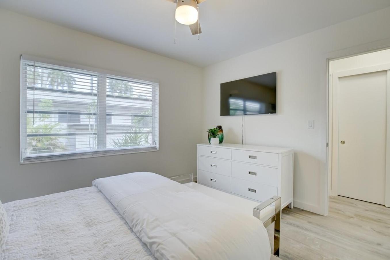 Apartment Pool Access Free Parking Smart Tv Wifi Fort Lauderdale